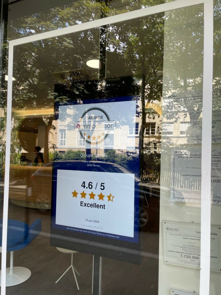 Affichage du sceau immodvisor sur la vitrine du Groupe Giboire